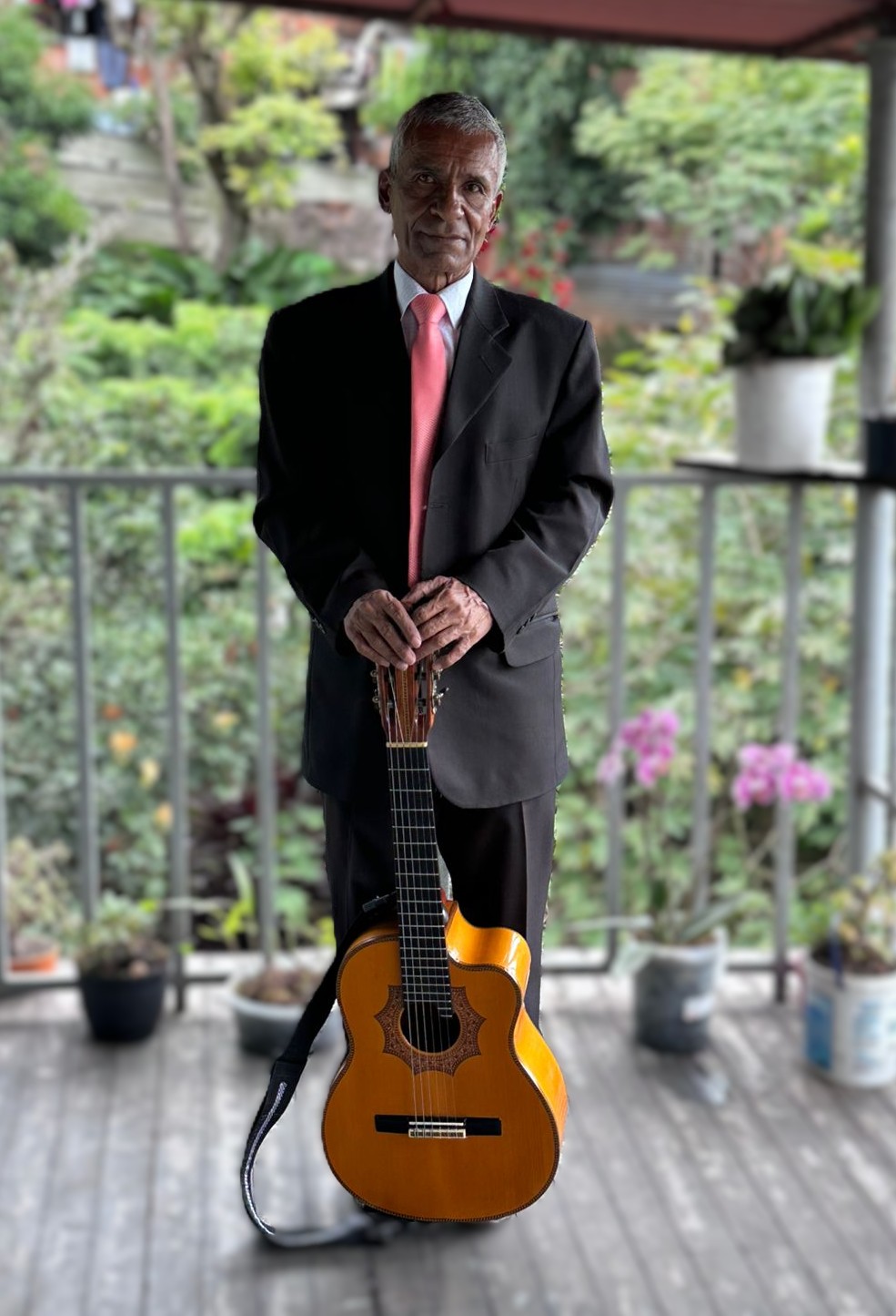 Humberto Ruiz - Primer Requinto